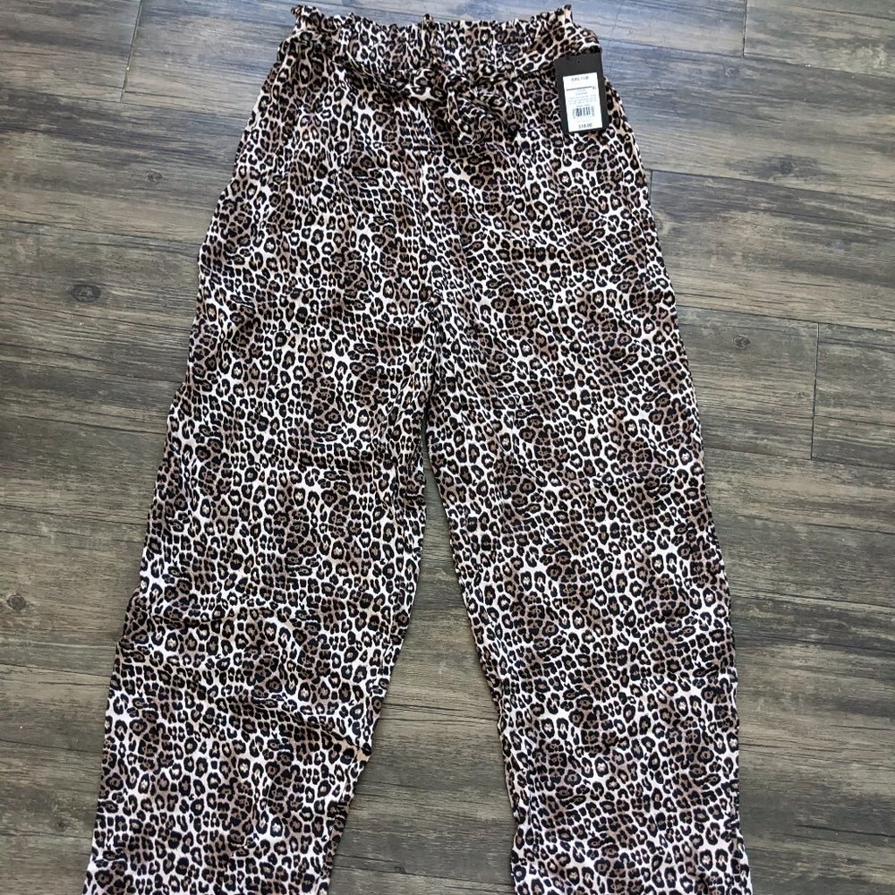 LEOPARD PRINT - HIGH WAISTED - WIDE LEG - GIRL'S PANTS Size XXL 18
